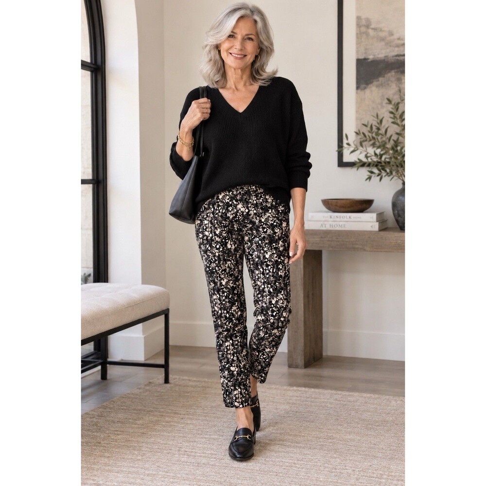 NWT Chico’s Sz 1 Tossed Petals Scuba Knit Pull On Ankle Pants Texas Taupe US 8
